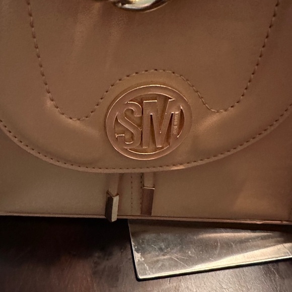 Steve Madden Beige Mini Bag with Gold Chain - Picture 8 of 9